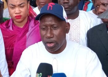 Retour à l&rsquo;ordre constitutionnel en Guinée: Makanera kaké demande au Président de la transition de se porter candidat à l’Élection Présidentielle