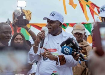 Haute Guinée_𝐁𝐚𝐧𝐤𝐨 : 𝐚𝐜𝐜𝐮𝐞𝐢𝐥 𝐭𝐫𝐢𝐨𝐦𝐩𝐡𝐚𝐥 du 𝐦𝐢𝐧𝐢𝐬𝐭𝐫𝐞 𝐈𝐬𝐦𝐚ë𝐥 𝐍𝐀𝐁É, 𝐟𝐢𝐥𝐬 𝐝𝐮 𝐭𝐞𝐫𝐫𝐨𝐢𝐫