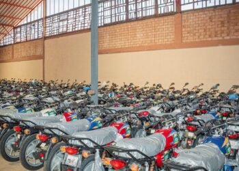 MEPU-A: 5.000 motocyclettes destinées aux enseignants des zones reculées arrivent en Guinée