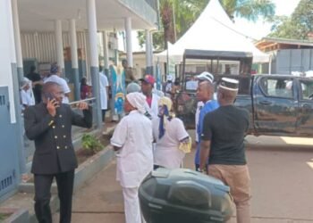 Conakry: un nouveau-né enlevé au CMC de Ratoma, sa maman demande de l&rsquo;aide