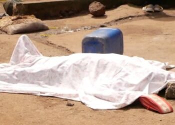 Conakry: un père de famille trouve la mort en marchant à T6