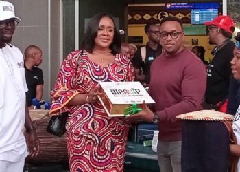 Biennale de Guinée 2025: la délégation Rwandaise accueilli à l’Aéroport de Conakry