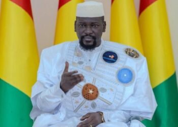 Retour à l&rsquo;ordre constitutionnel en Guinée : le Président accepte la démission du gouvernement d&rsquo;Amadou Oury Bah