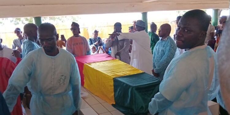 Conakry : un dernier hommage rendu à feu Toumba Diakité ce vendredi