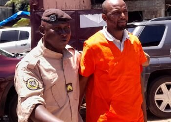 TPI de Dixinn : Bella Bah condamné à 6 mois de prison (5 mois avec sursis) et à une amende de 40 millions de GNF