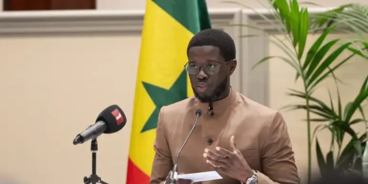 Sénégal : le président Bassirou Diomaye Faye gracie 984 condamnés