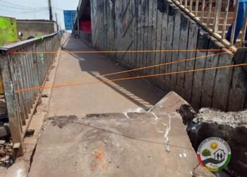 Conakry : la passerelle de Gbessia dégradée, les motos interdites d’y circuler