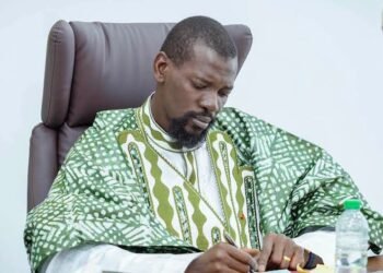 Dernière minute : Mohamed Bangoura nommé à la tête de l’OGP (décret)
